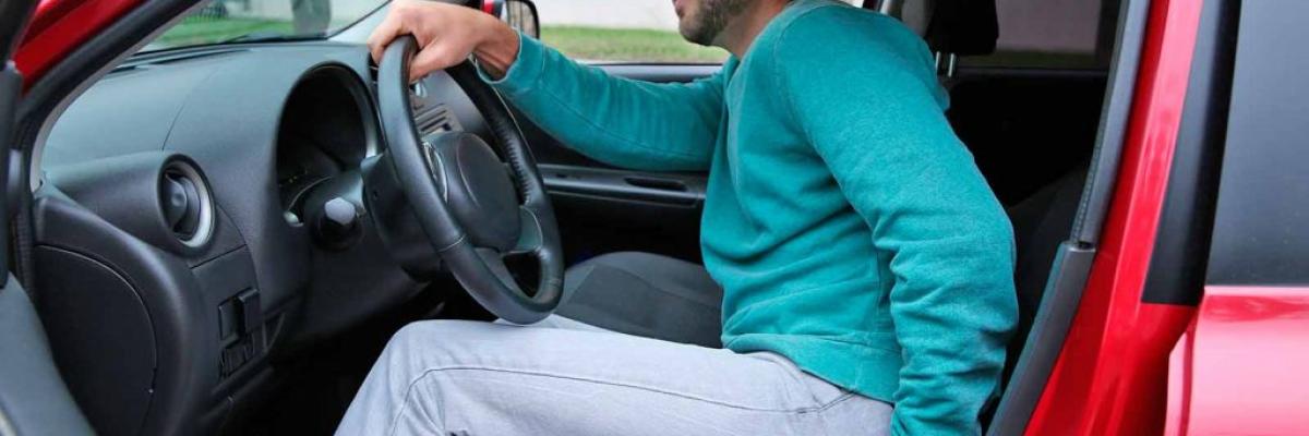 Dolor en glúteo al conducir o estar sentado: causas frecuentes y tratamiento fisioterapéutico
