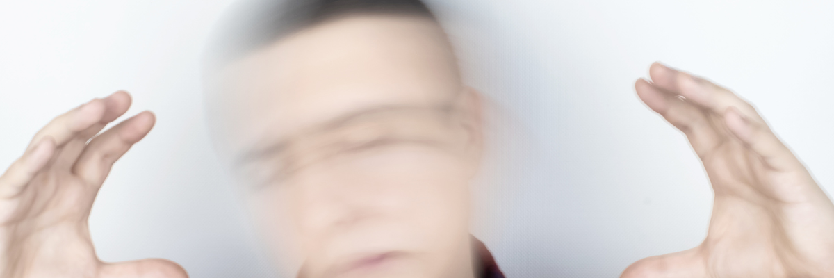 La relación entre el Síndrome de Ménière y los problemas posturales: ¿puede la fisioterapia corregirlos?